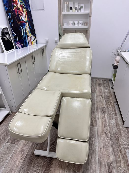 Кушетка косметологічна/подологічна