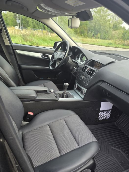 Mercedes-Benz Klasa C C180 Kompressor BlueEFFICIENCY 1.6 156 KM | 2009