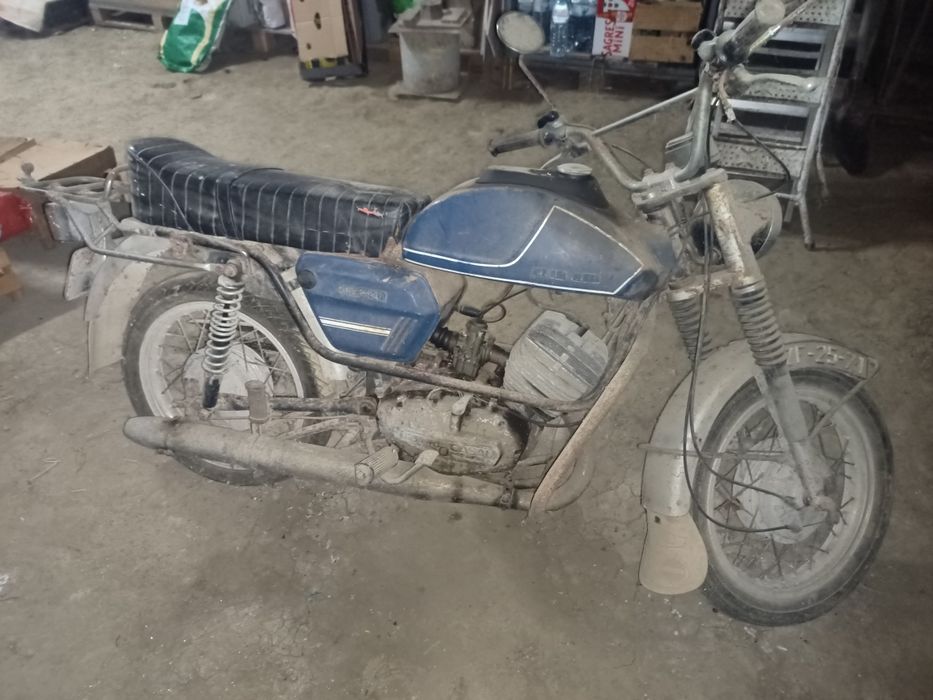 Moto clássica mota casal k270 125cm3