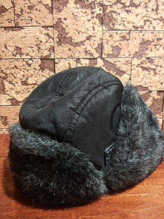 Продаю шапку зимню