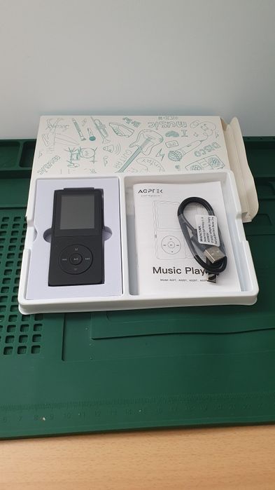 MP3 плеєр AGPTEK з Bluetooth та FM-радіо
