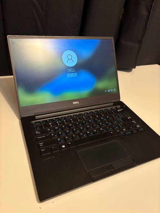 Dell Latitude 7370