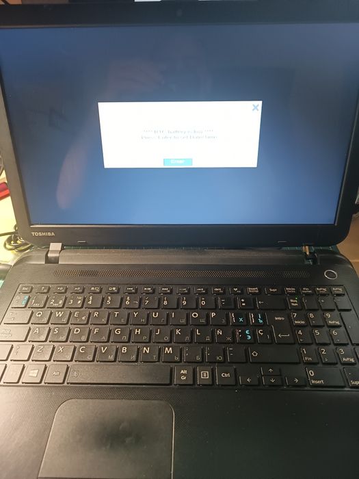 toshiba satellite l50 - купити ноутбуки Toshiba - Ціна на OLX.ua