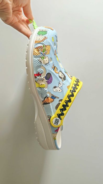 Nowe Crocs Baya Clog x Peanuts / Snoopy M8 W10 / EUR 41-42