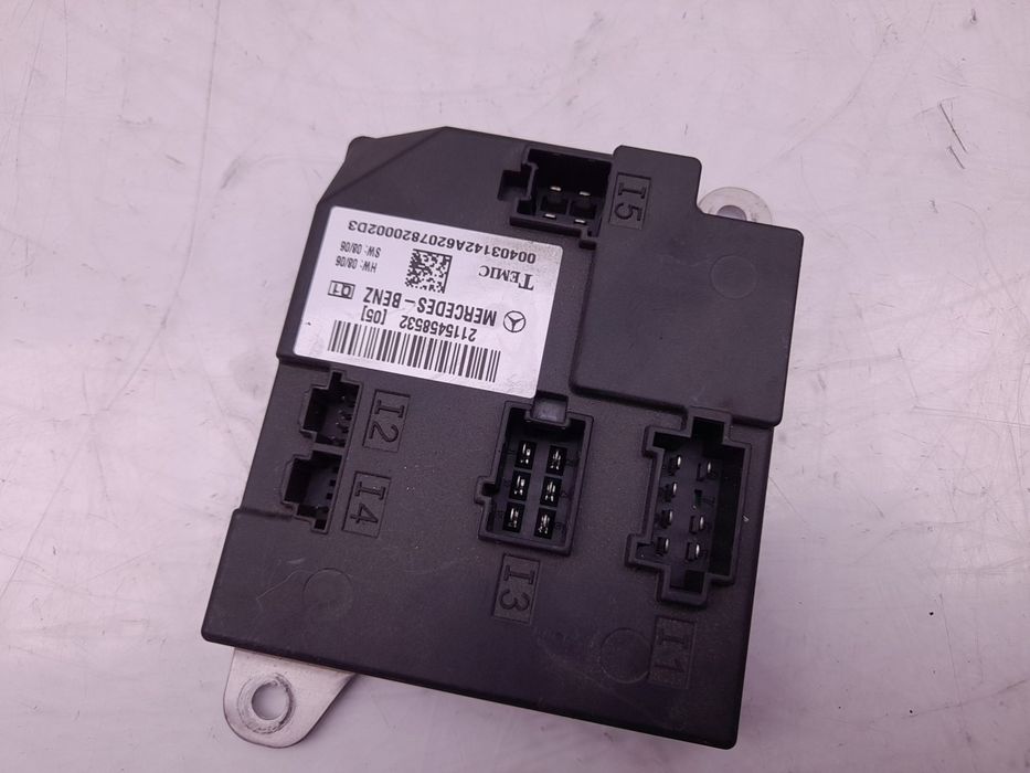 Módulo genérico MERCEDES-BENZ Classe E (W211)