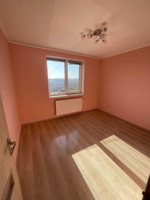 Затишний  будинок чекає нових власників!