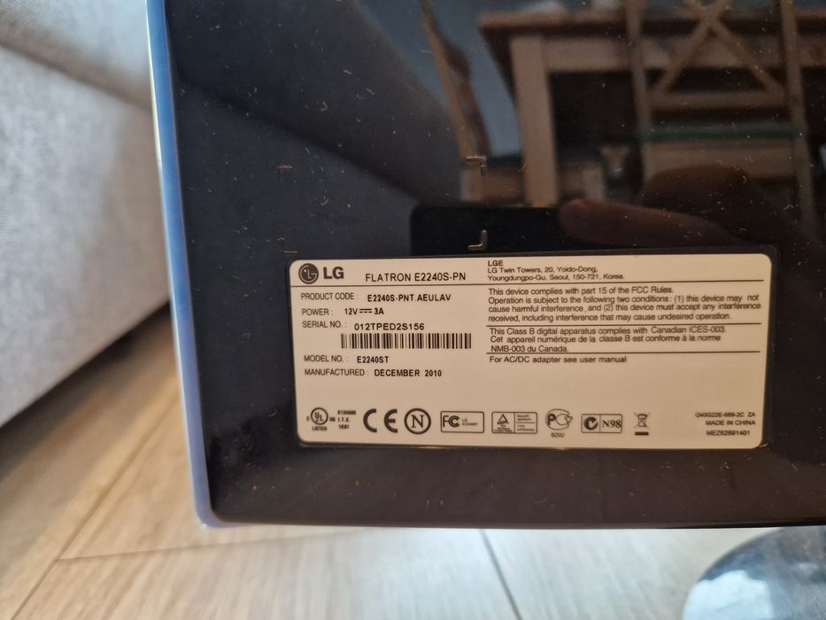 Monitor 22 cale LG flatron E2240