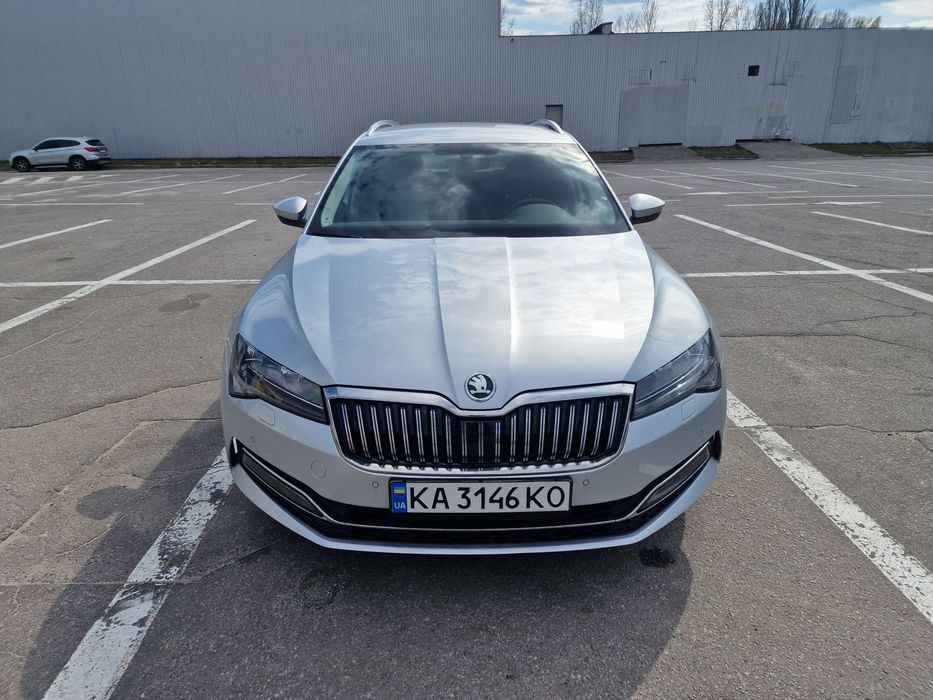 Skoda Superb 2023 · 2.0 TSI · 4x4 · DSG · Style + ACC