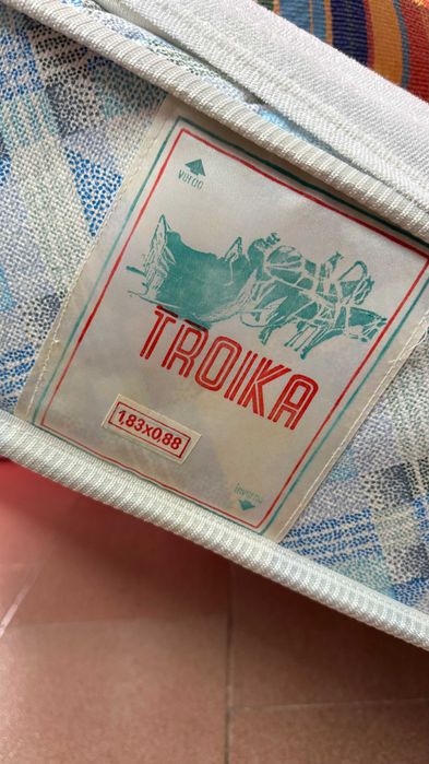 Beliche para criança ou adulto em boa madeira maciça, muito bom estado