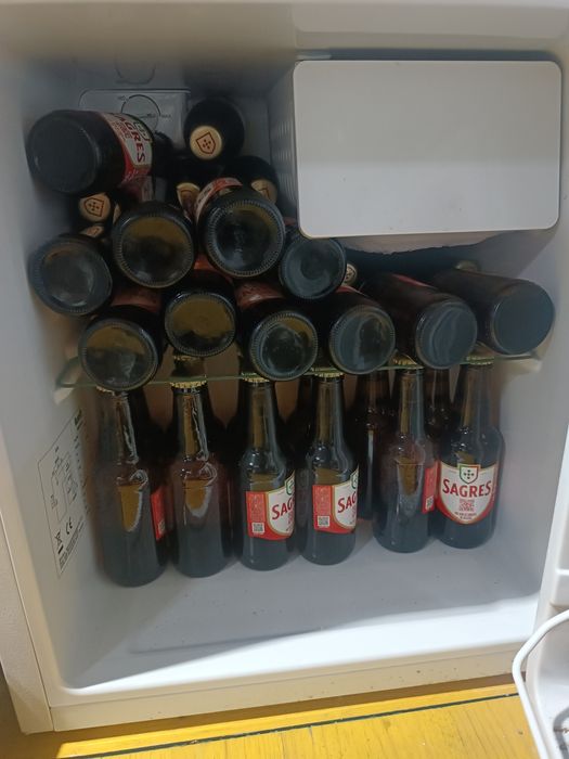 Frigorífico mini Bar Kunft 43l branco
