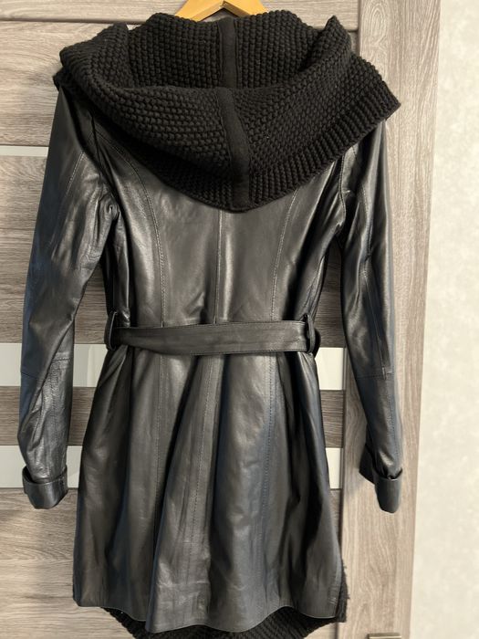Куртка шкіряна жіноча