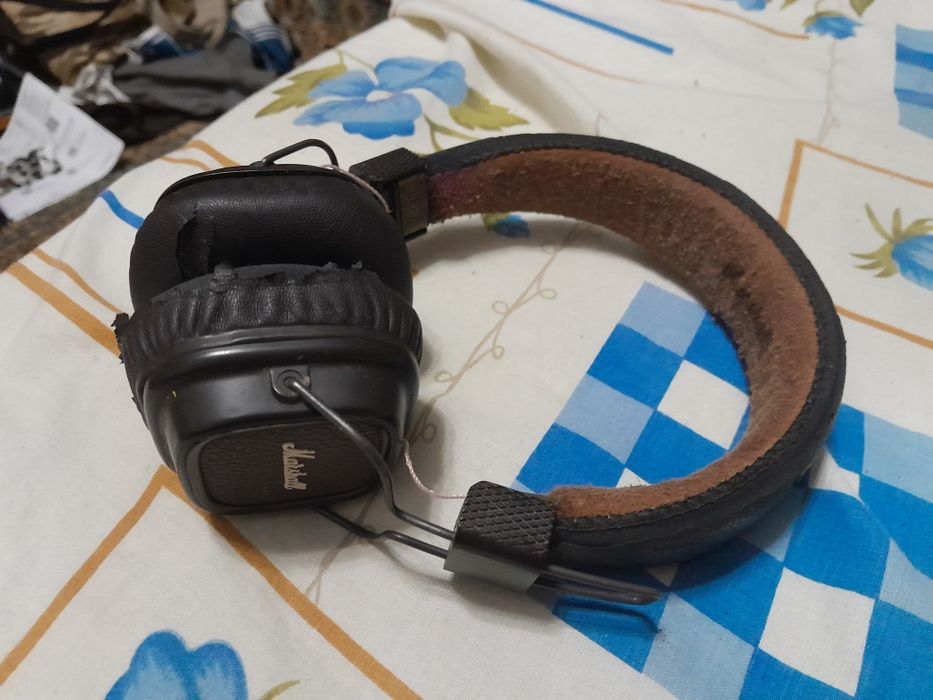 Наушники Marshall