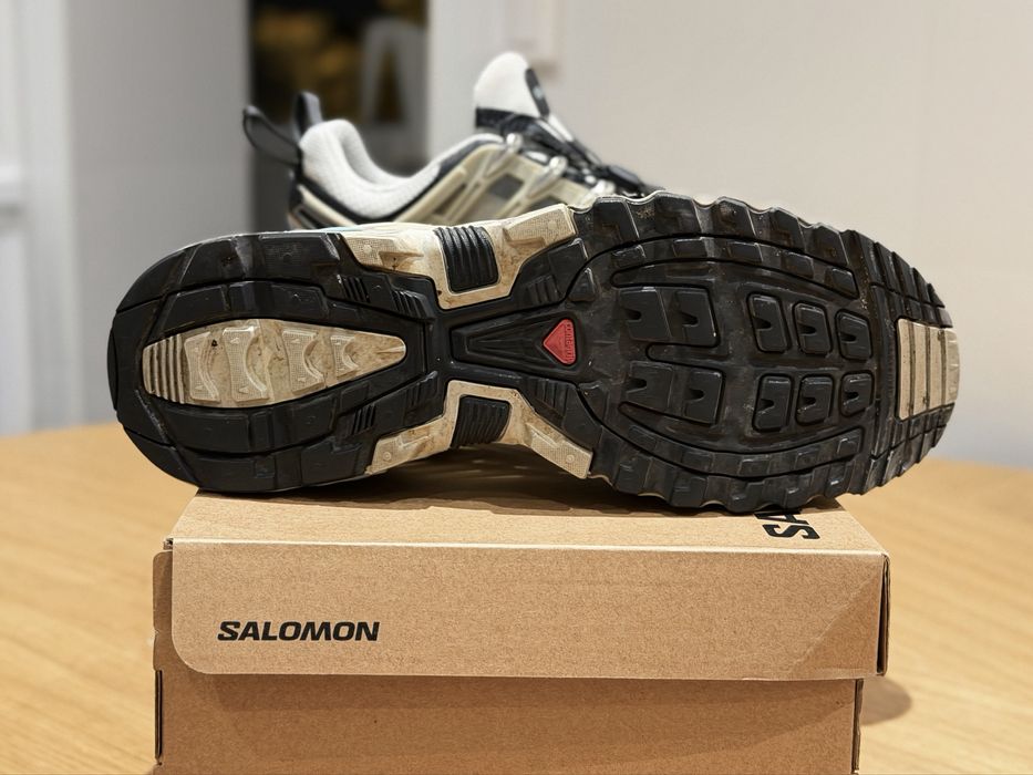 Salomon sneakers 43