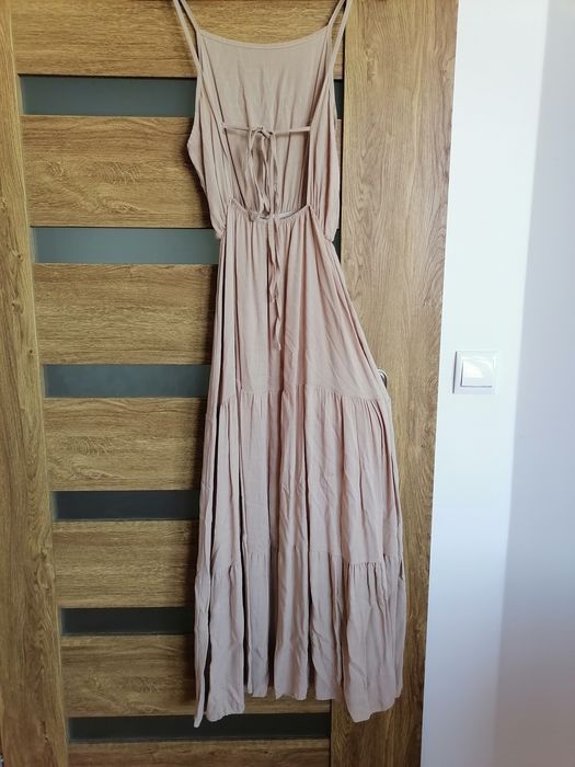 Beżowa maxi sukienka na ramiączkach Andżela