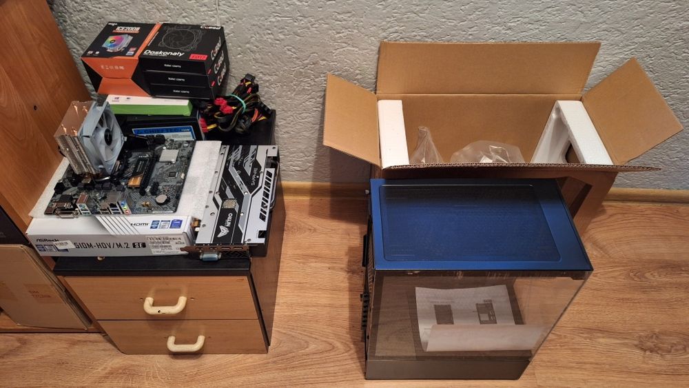 PC game i7 8r/16x 5.0GHz/RX 8GB Nitro+/16GB/1TB SSD Win11+akces gaming