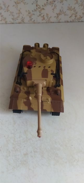 Радиоуправляемый танк "Тигр".