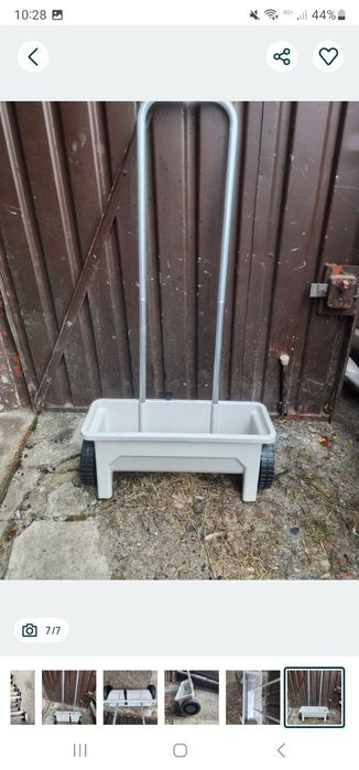 Siewnik do trawy rẹczny ogrodowy  , rozsiewacz  nasion, soli, piasku i