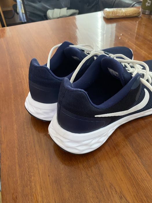 Кросовки Nike б/у но обувал два раза