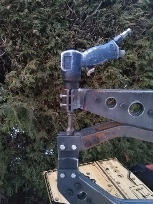 Pullmax mini pneumatyczny  giętarka rowkarka blacharstwo