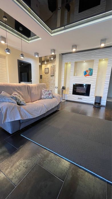 Центр, 2 спальни, новый дом, лучшая цена!