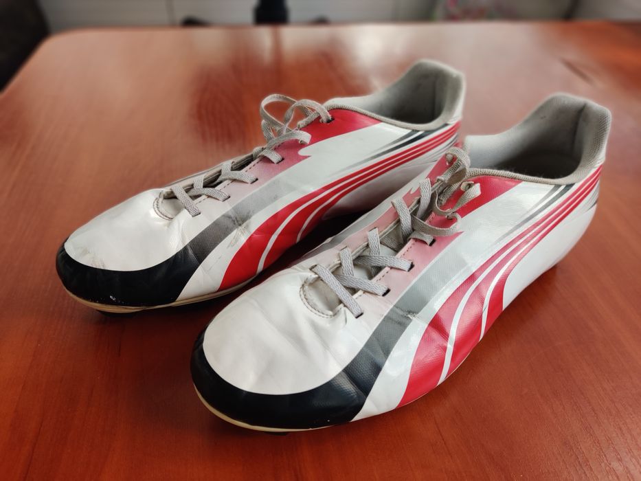 Футбольні бутси Nike Phantom, Legend, Mercurial, Puma, Adidas