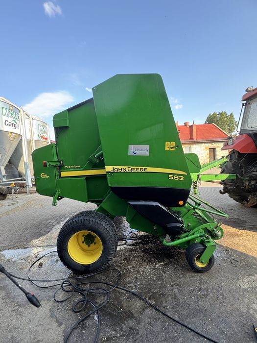 Prasa John Deere