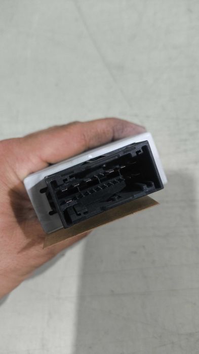 Modulo Eletrónico Reboque BMW série 1/3/5/7/X  MINI (E8x/E9x/E6x)  9186.177