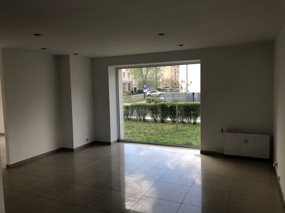 Lokal centrum Białówny