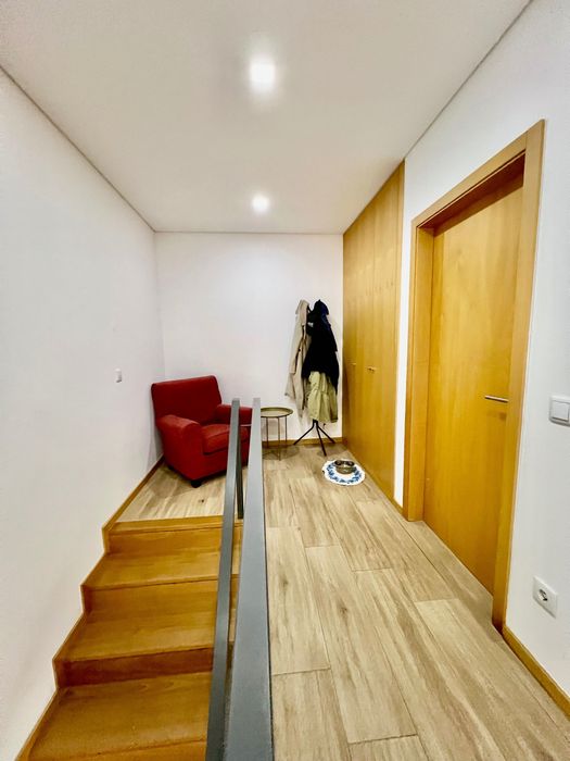 T2 Duplex com 137m2 no Parque da cidade de Paredes