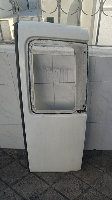 Porta trás direita Fiat doblo 2007