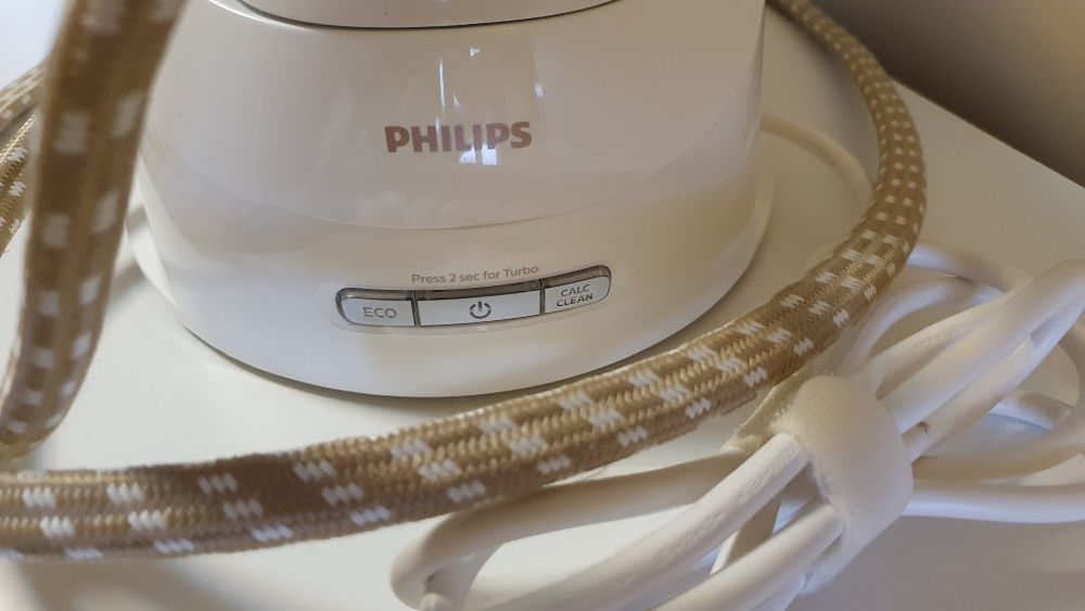 Generator pary/Stacja parowa PHILIPS PERFECTCARE PERFORMER GC8750