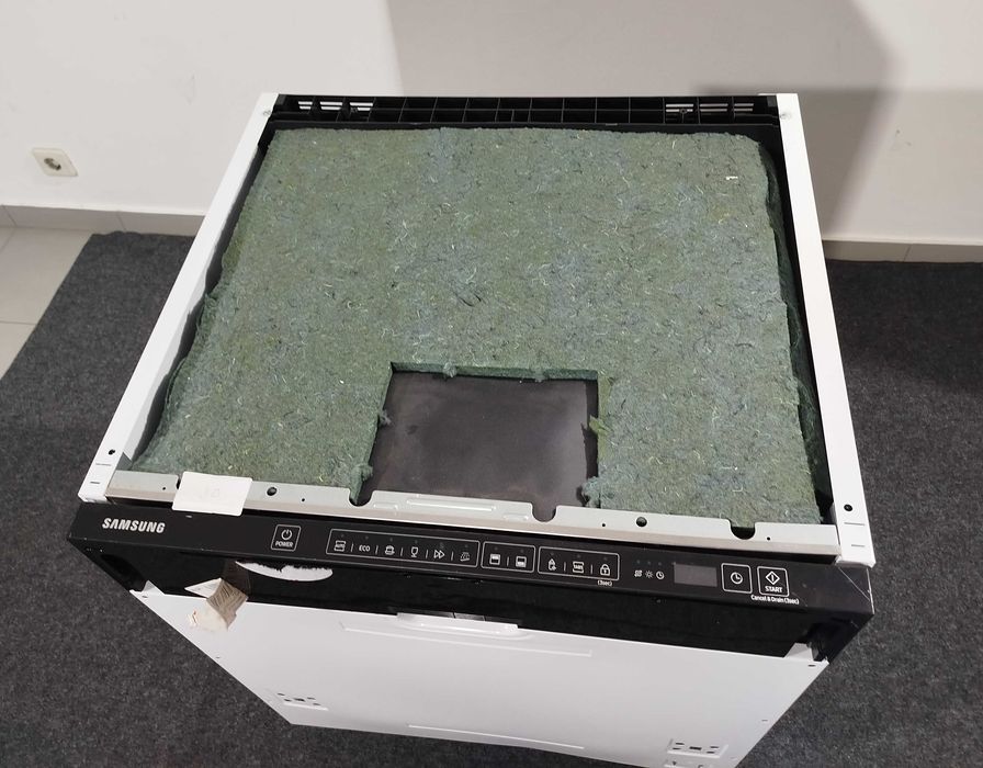 Máquina de Lavar Loiça Encastrar Samsung DW60M6040BB Nova Sem Garantia