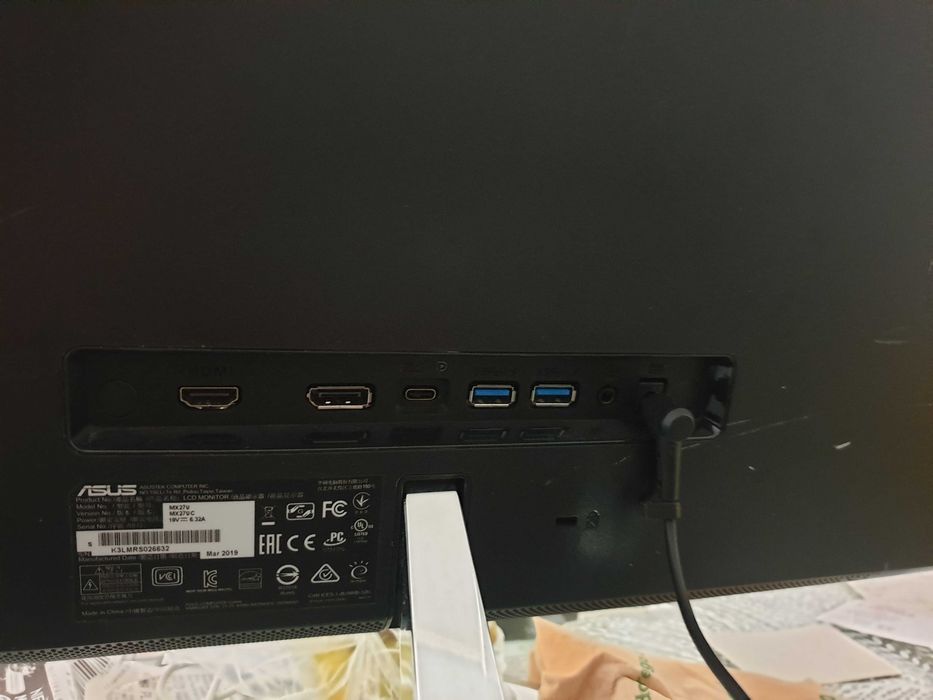 Monitor Asus MX27U