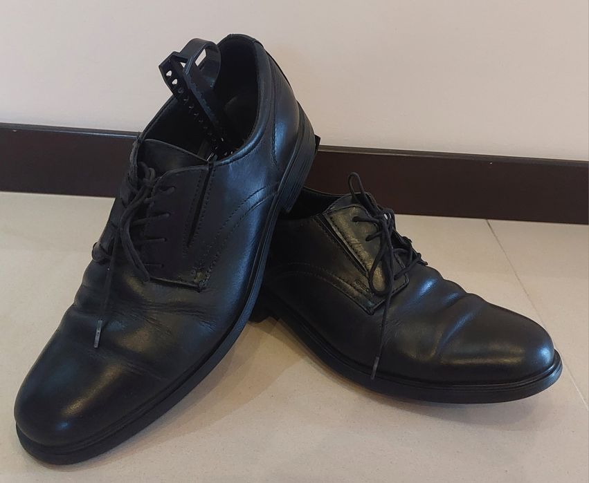 Półbuty czarne męskie  Geox r. 42 skóra