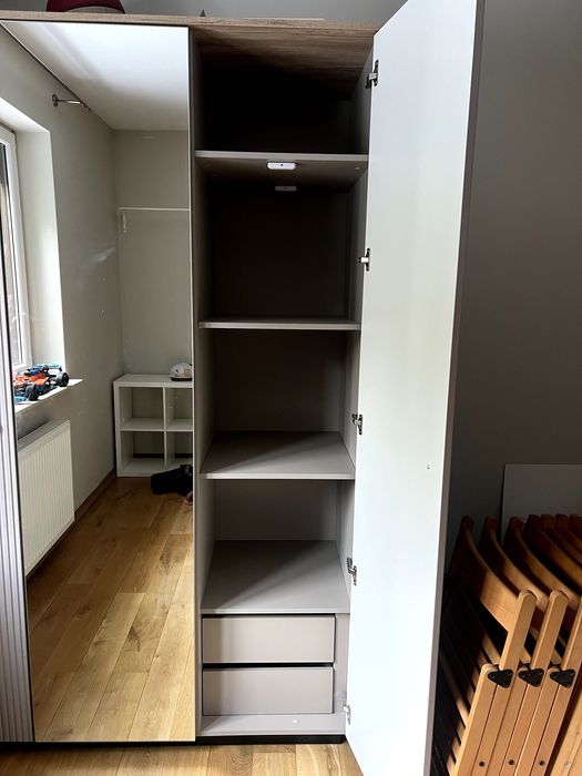 DOMINICA Szafa ryflowana do sypialni