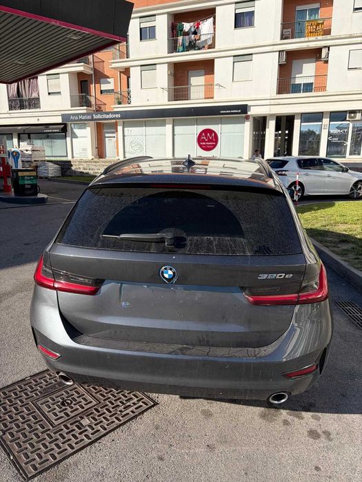 BMW 320e Station Corporate Edition Auto — photo 3