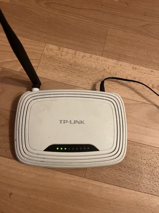 Прдам маршрутизатор TP-LINK модель TL-WR740N