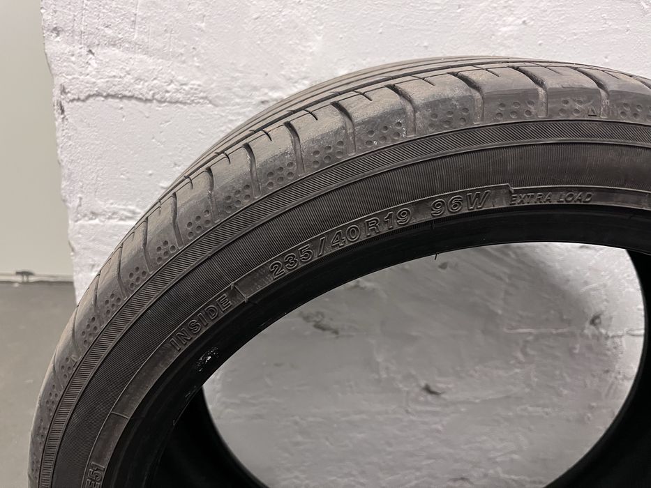 4 opony  letnie Yokohama BluEarth-GT AE51 235/40R19 96 W