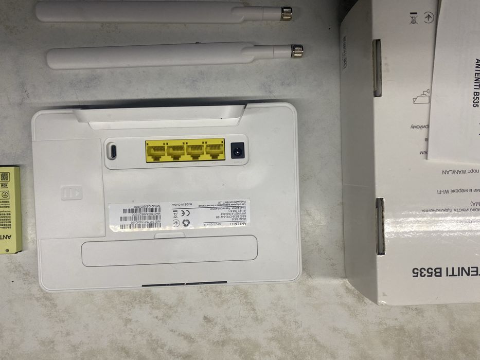 3G/4GLTE WiFi роутер ANTENITI B535-LTE , Працює від павербанка.