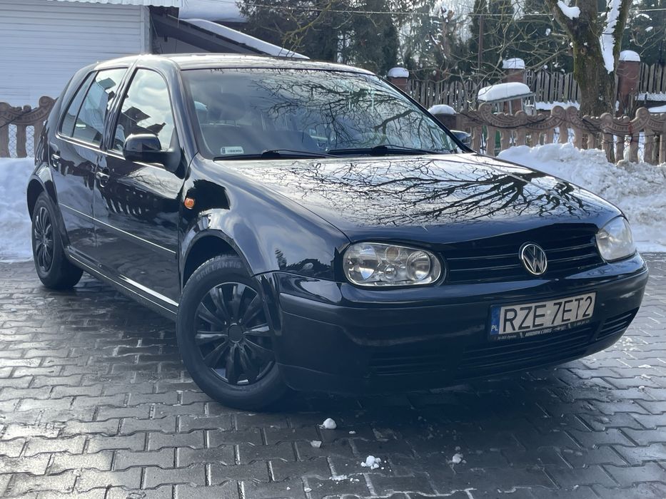Vw Golf 4 // 1.6b + LPG // Bdb stan // Klima // Doinwestowane
