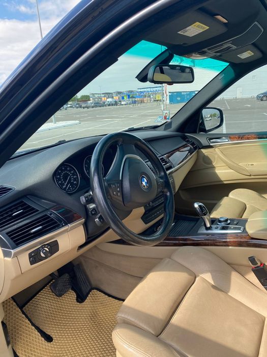Продам  BMW  х5 е70