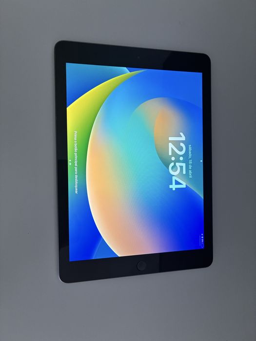 iPad (6th generation)447454540717117441