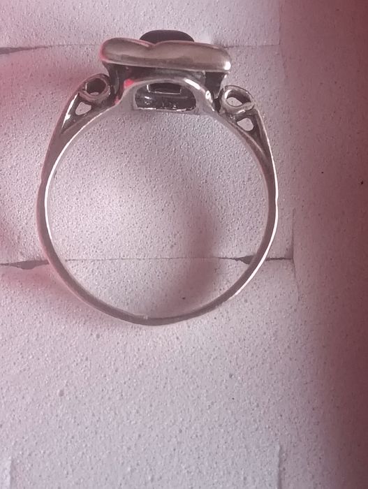 Pierścionek srebrny 925