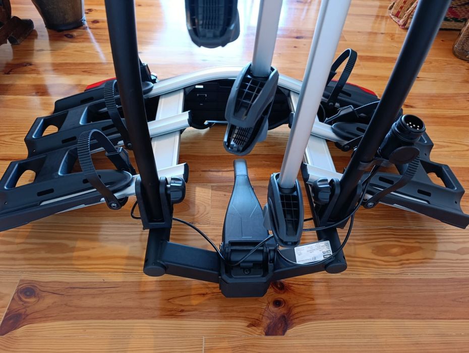 THULE Porta Bicicletas c/ Bola de Reboque VeloCompact 3 Bicicletas, com garantia