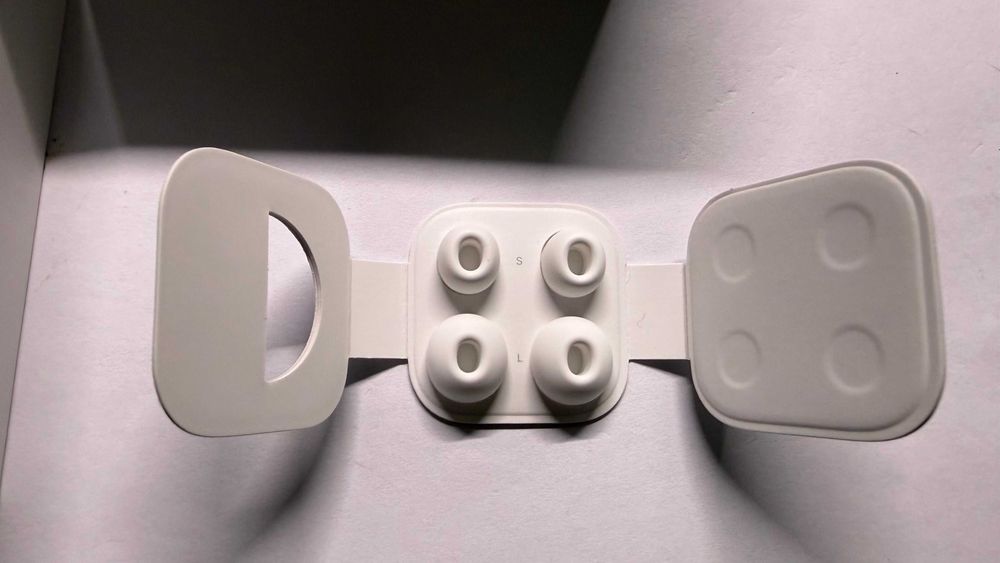 Apple AirPods Pro 1ª Geração (MLWK3TY/A)