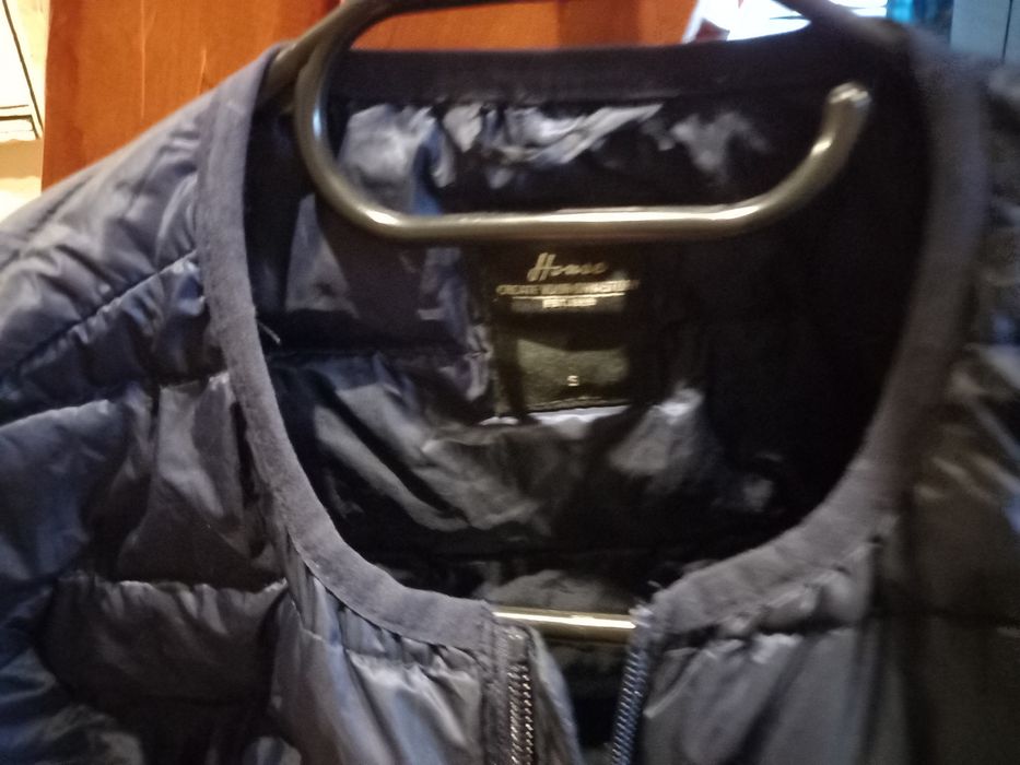 Cienka kurtka pikowana granatowa s