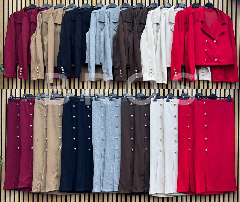 Komplet żakiet i spódnica midi,guziki