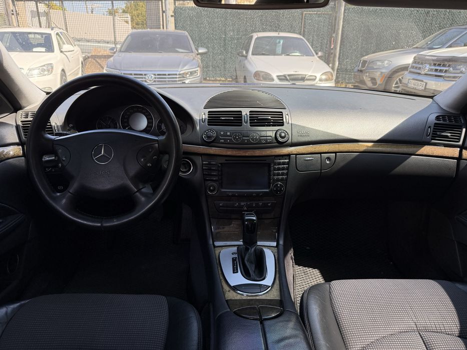 Mercedes e211 дизель автомат