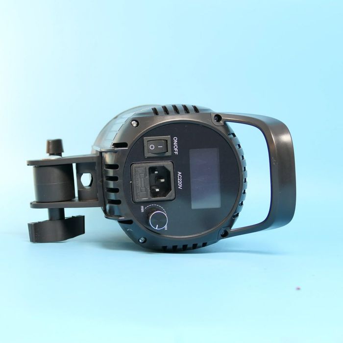 Студійне відеосвітло 5600K Andoer LM60W. Студийный видеосвет 5600K Andoer LM60W.