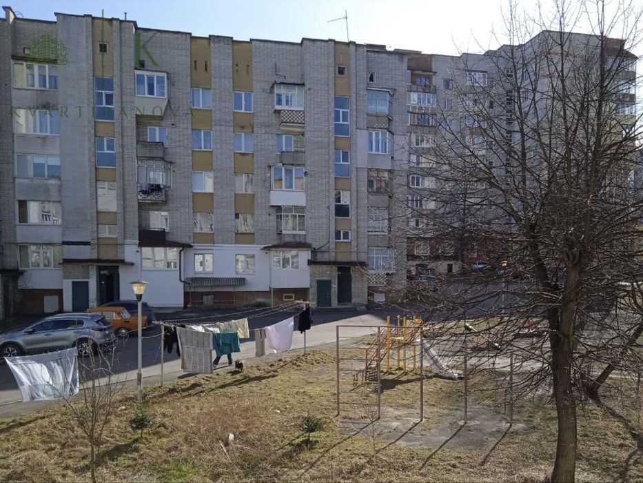 Продам 3-кім.квартиру,вул Стуса 3 Косметичний Ремонт !